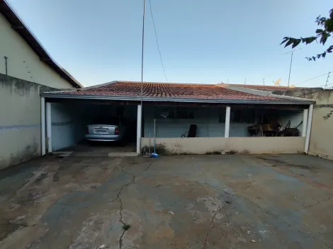 Alugar Casa / Padrão em São José do Rio Preto. apenas R$ 199.000,00