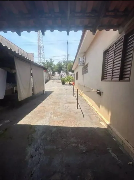 Casa à venda em Guapiaçu - próximo ao RedeSol