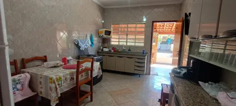 Casa com edícula e churrasqueira à venda - Próxima á avenida Mirassolândia.