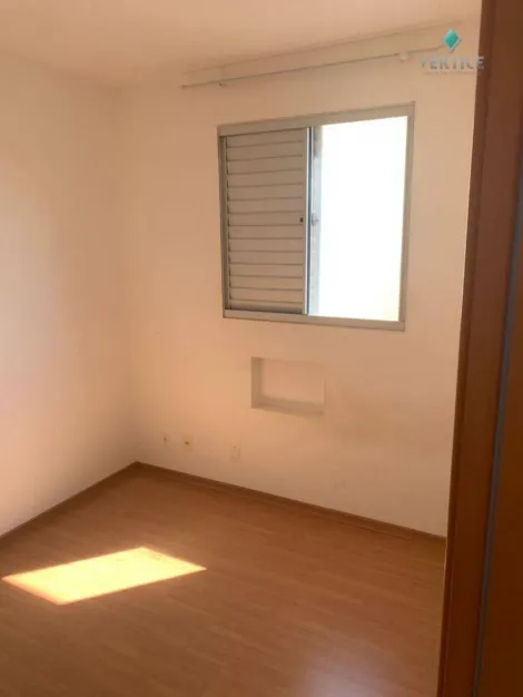 Apartamento em condomínio com 2 quartos e garagem  - Rio Salas