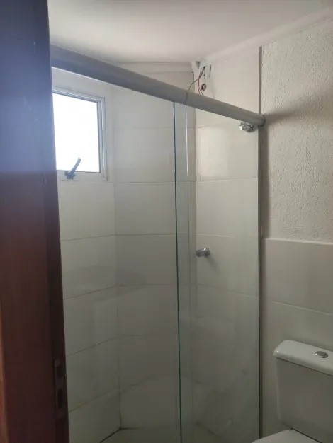 Oportunidade - Apartamento 2 quartos (uma suíte) todo reformado.