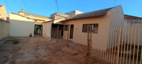 3 casas no mesmo terreno - Ideal para renda