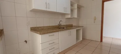 Apartamento com 2 quartos (uma suíte) e elevador , próximo ao centro, com fácil acesso por avenidas.